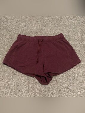 Lululemon heathered red shorts
